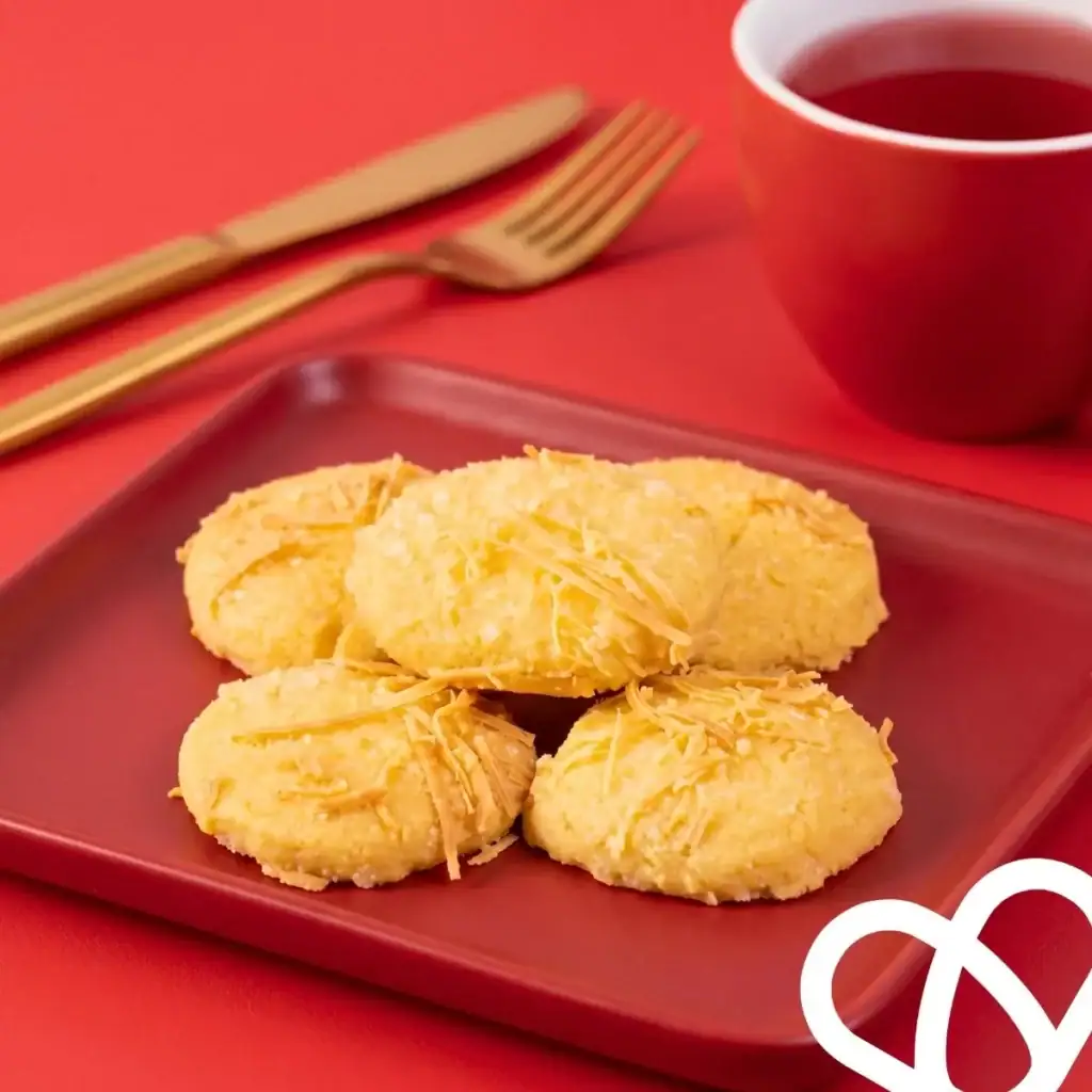 Sweet Cheese Roll